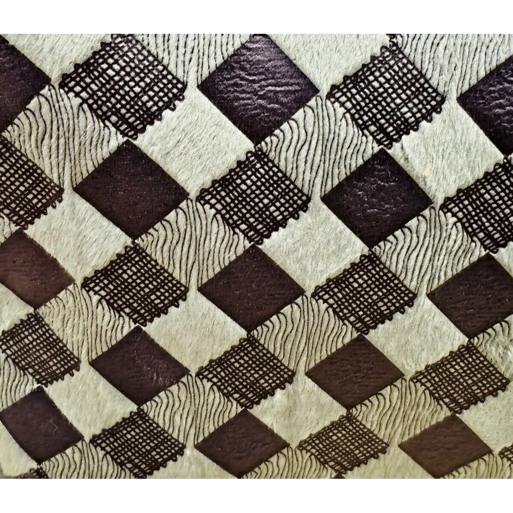 Armarkat‎ Cuddle Cave Dog Cat Pet Bed Purple Checkered Small